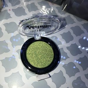 Metalic eyeshadow